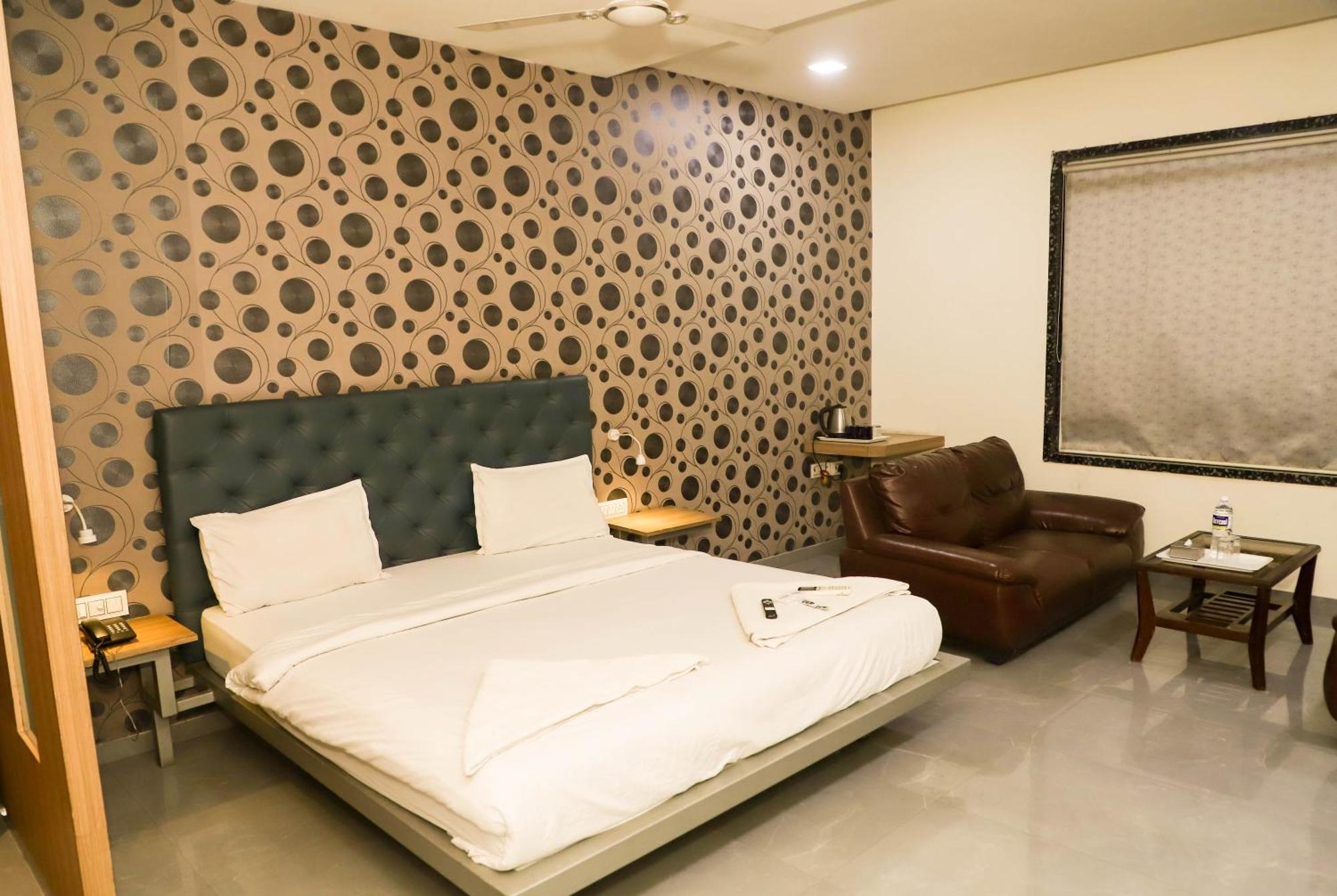 Hotel Arc Palace Bhiwandi 외부 사진